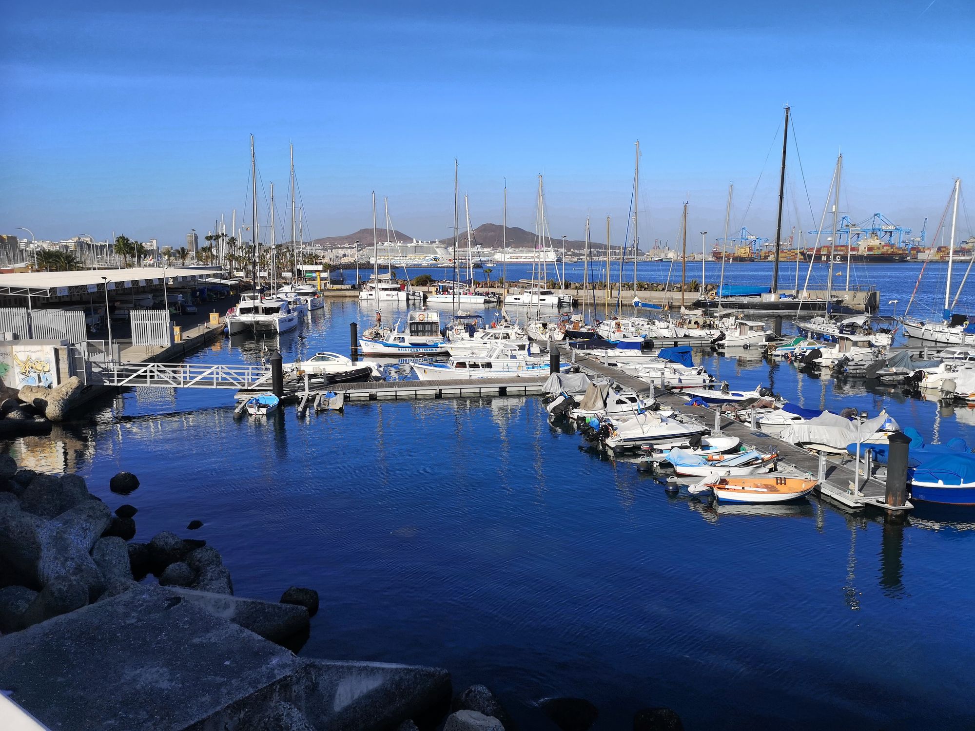 Iles Canaries en vue !
