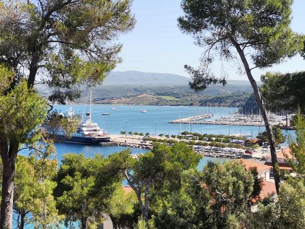 Les premiers mouillages de Grèce.